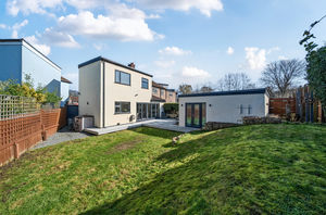 Rear aspect- click for photo gallery